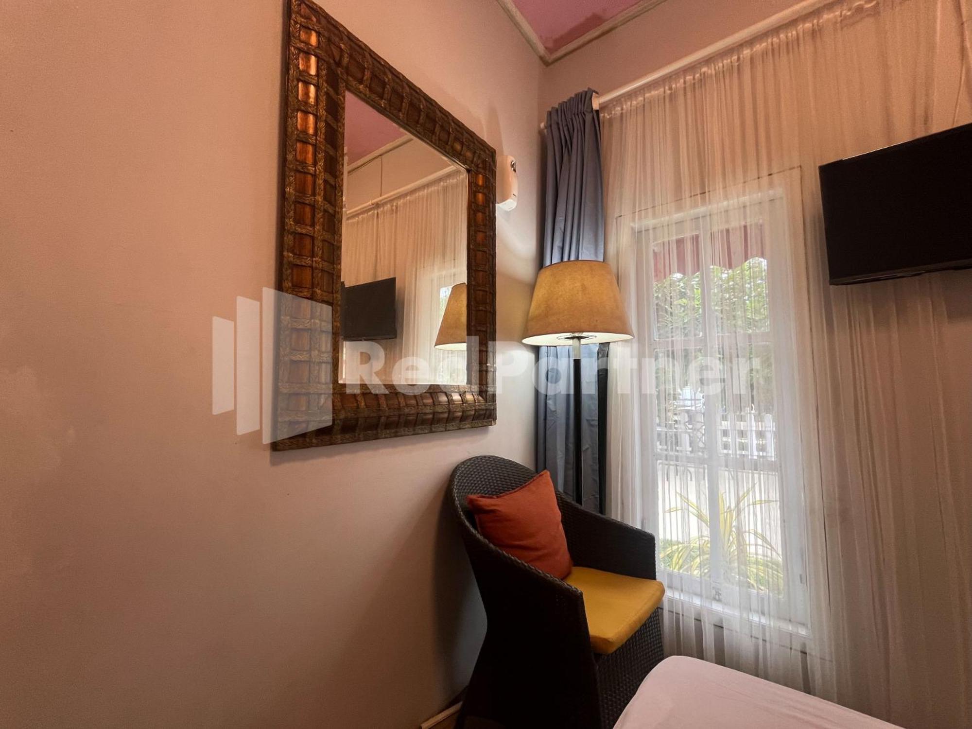 Hotel Layar Selorejo Mitra Reddoorz 2*