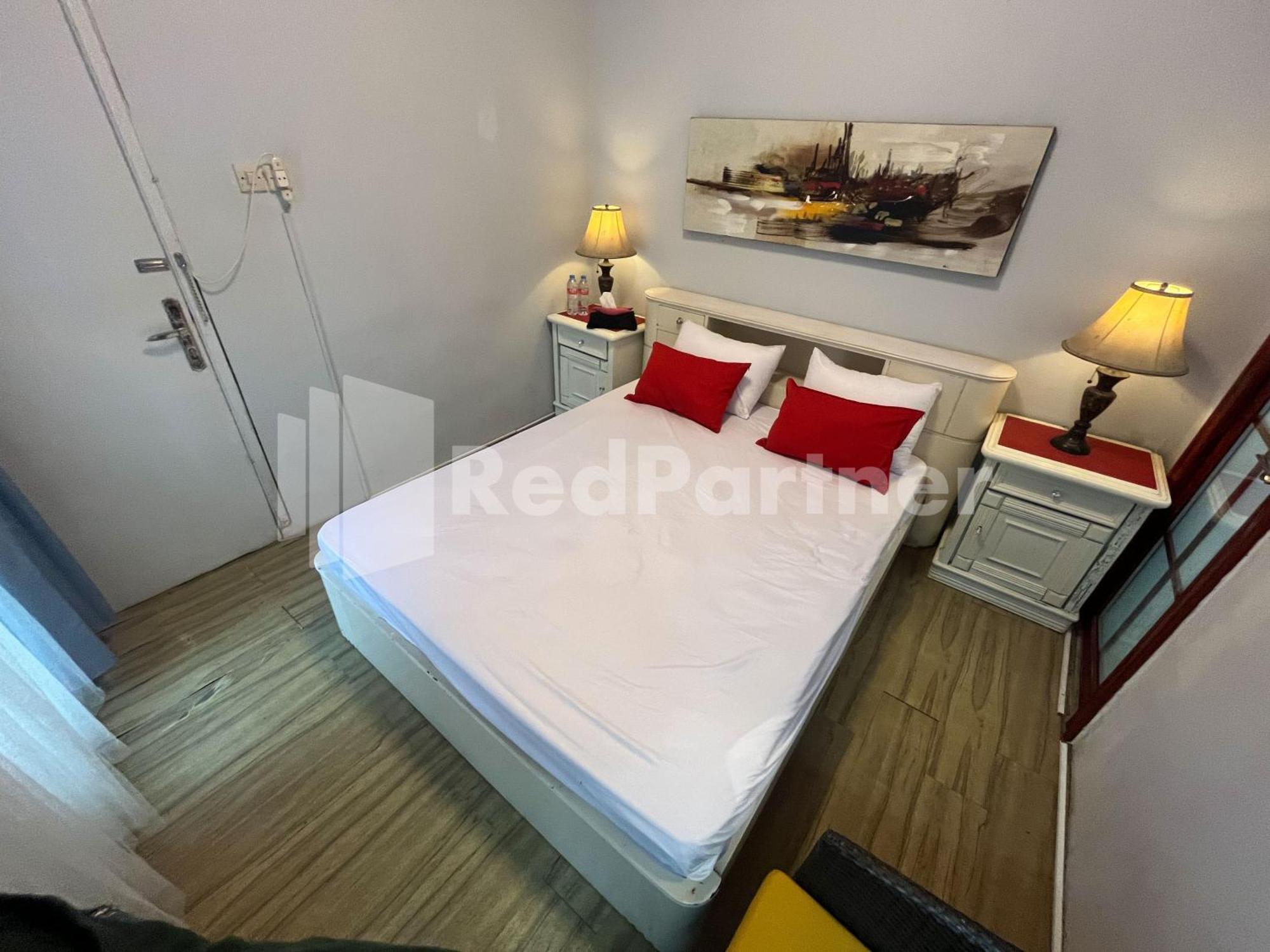 Hotel Layar Selorejo Mitra Reddoorz Malang