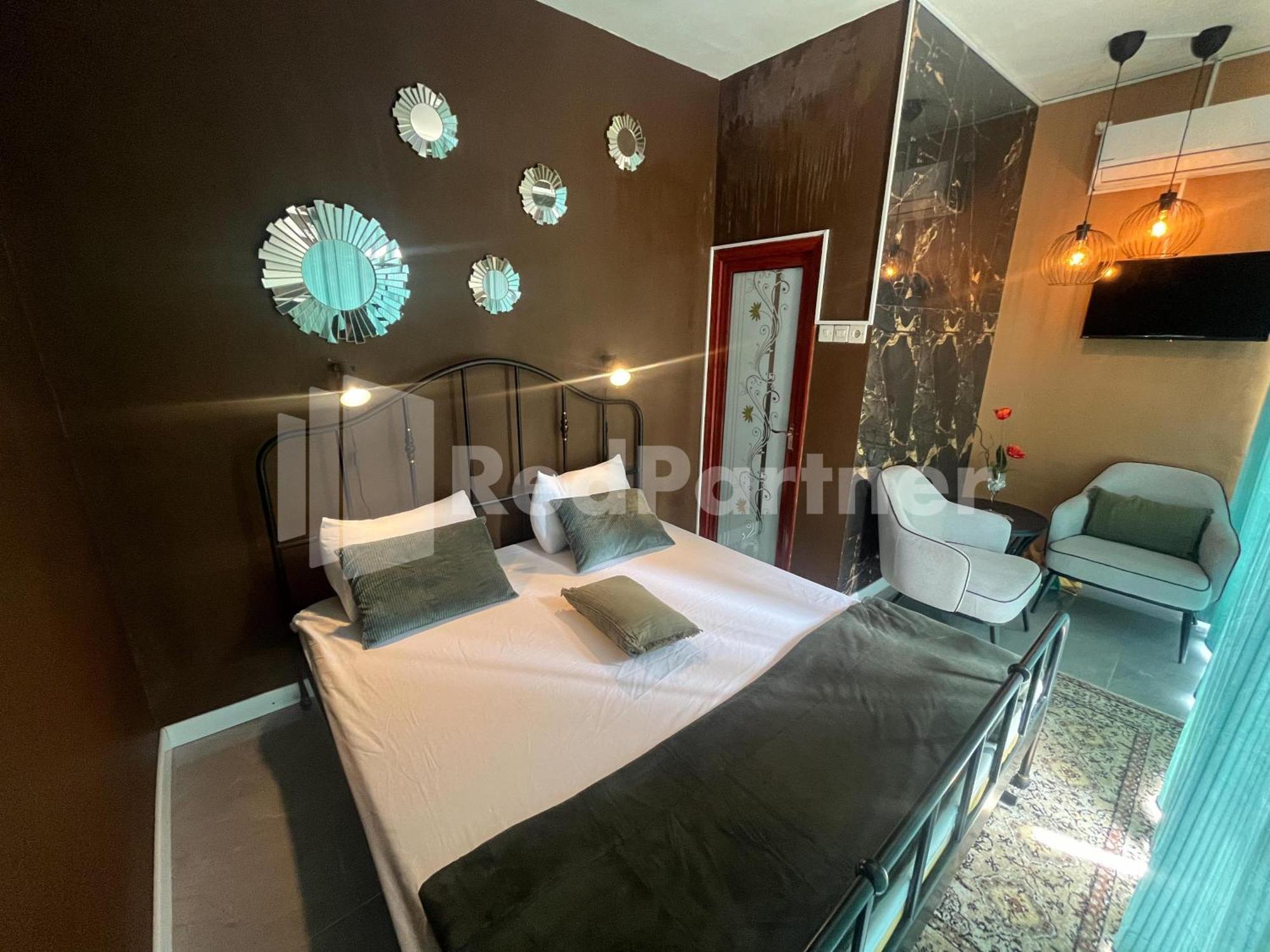 Hotel Layar Selorejo Mitra Reddoorz